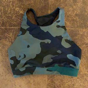 Carbon 38 Camo - Unpadded Sports Bra